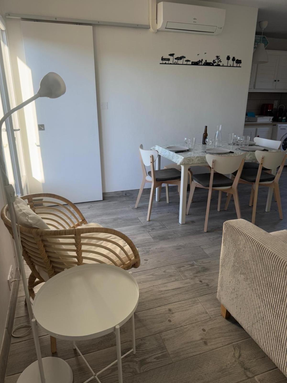 Ferienwohnung Le Club Des Cigales Hyères Exterior foto